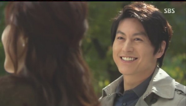 E.L.37.End2.jpgs.jpg (53.89 KiB) Megtekintve 29500 alkalommal Imádom, amikor mosolyog!